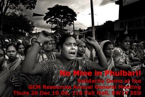 Locals cried out to save their homes, lands and lives in Phulbari following the shooting by GCM-provoked shooting by Bangladesh paramilitary. Photo: 27 August 2006